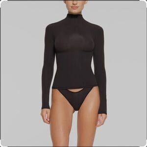 SKIMS Fits Everybody Turtleneck